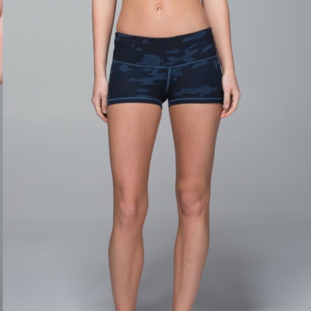 Lulu lemon blue camo shorts